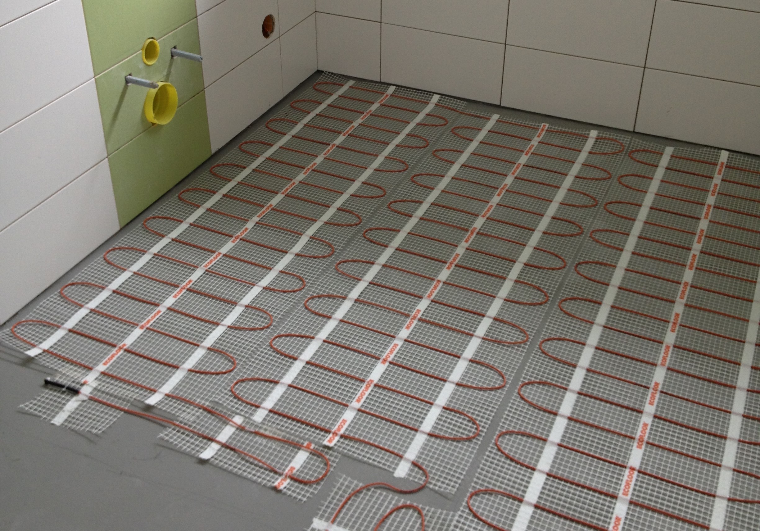 Instalace topn�ch roho�� Plze�