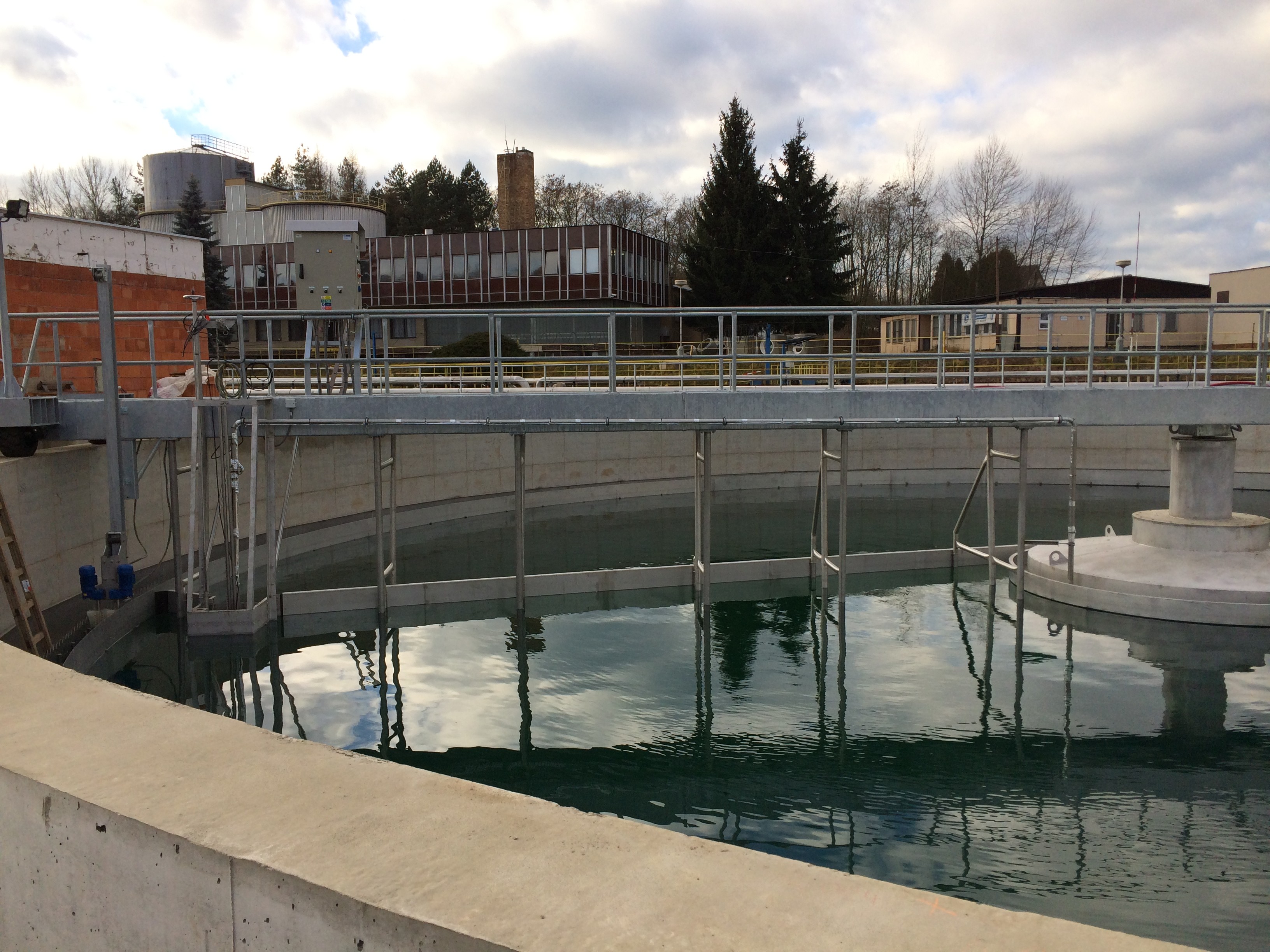 Temperov�n� potrub� �OV Bene�ov